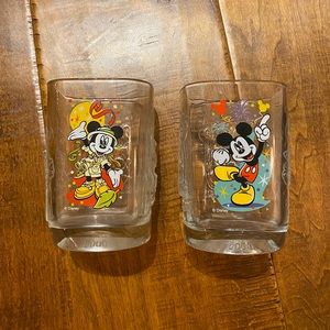 Vintage 2000 Disney Park Glasses!